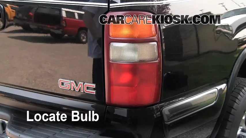 2002 GMC Yukon XL 2500 SLT 8.1L V8 Luces Luz de giro trasera (reemplazar foco)